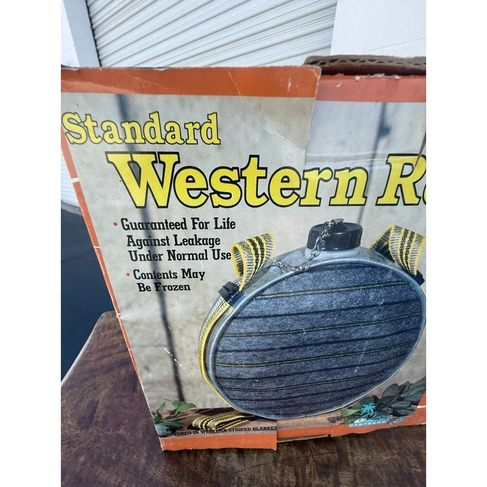 VTG 2Qt Standard Western Round Oasis Canteen Galvanized Steel Wool w/ Strap P20C
